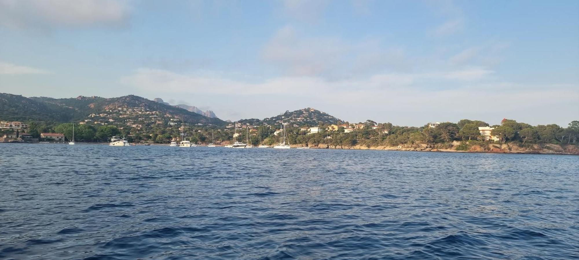 Agay Cap Esterel Le Hameau F2 Clim Plein Sud Dernier Etage Magnifique Vue Mer Saint-Raphaël Exterior foto